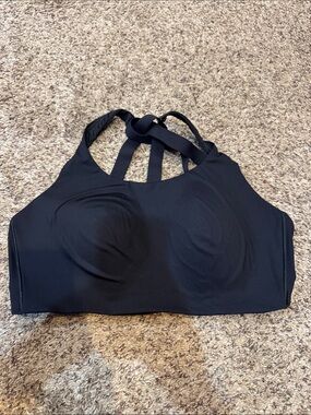 Black Lululemon Strappy High-Neck Women's sports bra